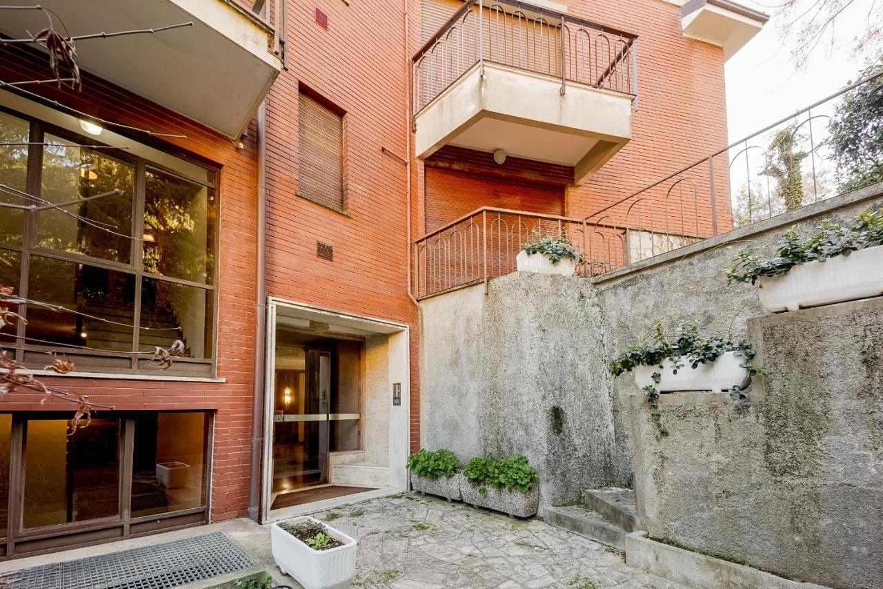 Portosole Attic - With Terrace And Private Parking Apartman San Remo Kültér fotó