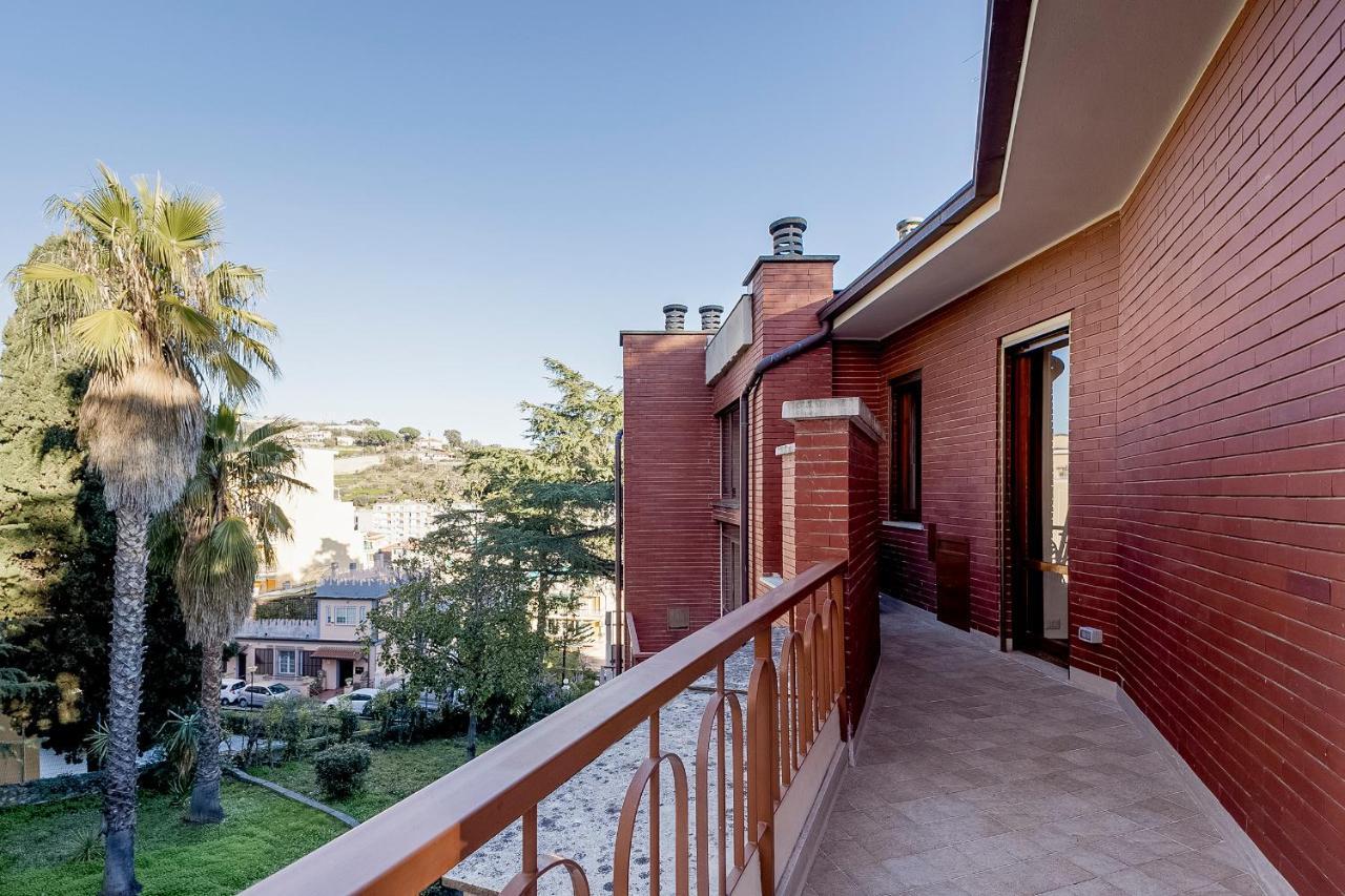 Portosole Attic - With Terrace And Private Parking Apartman San Remo Kültér fotó