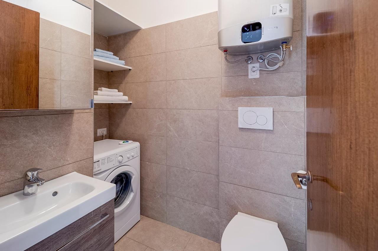 Portosole Attic - With Terrace And Private Parking Apartman San Remo Kültér fotó